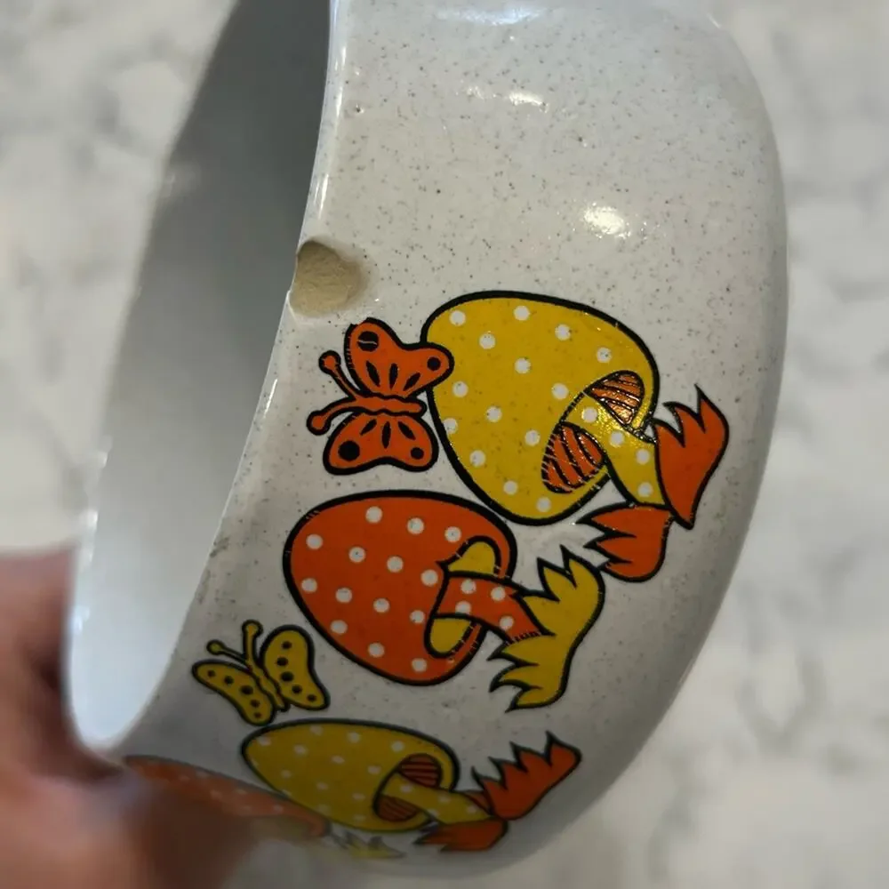 Vintage Royal Sealy Merry Yellow / Orange Mushroom Crock‎ Sauce Pan w/ Handle